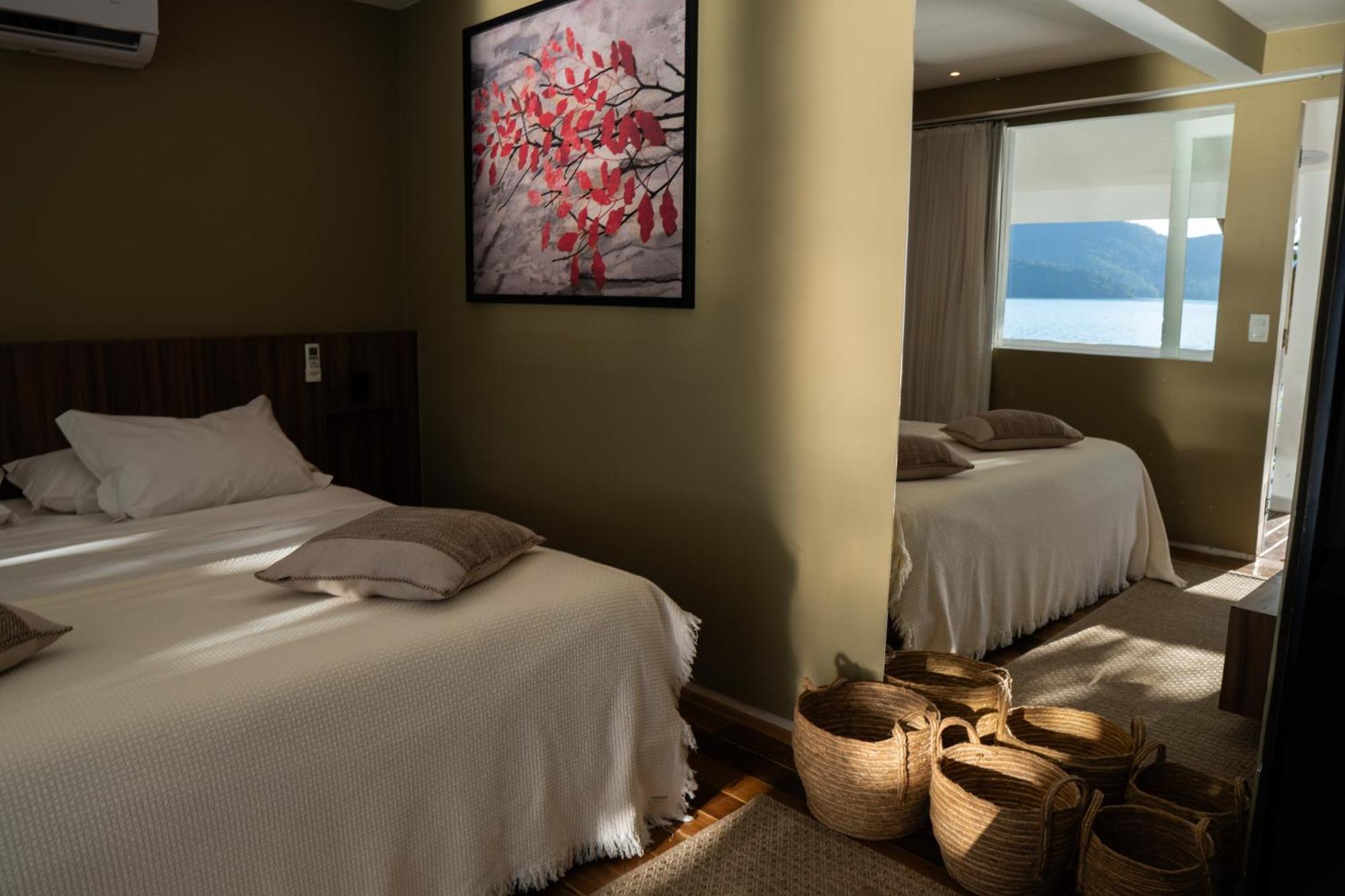 Pousada Papiro Boutique Vila do Abraao Ngoại thất bức ảnh